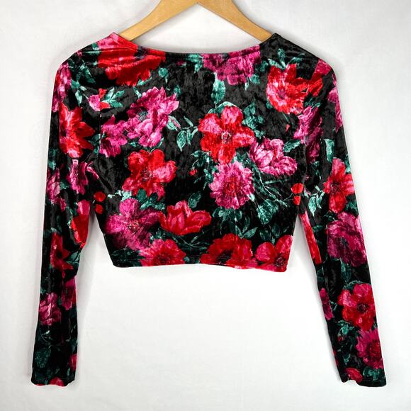 Madden NYC Floral Velvet Heart Crop Top Medium - Picture 2 of 8